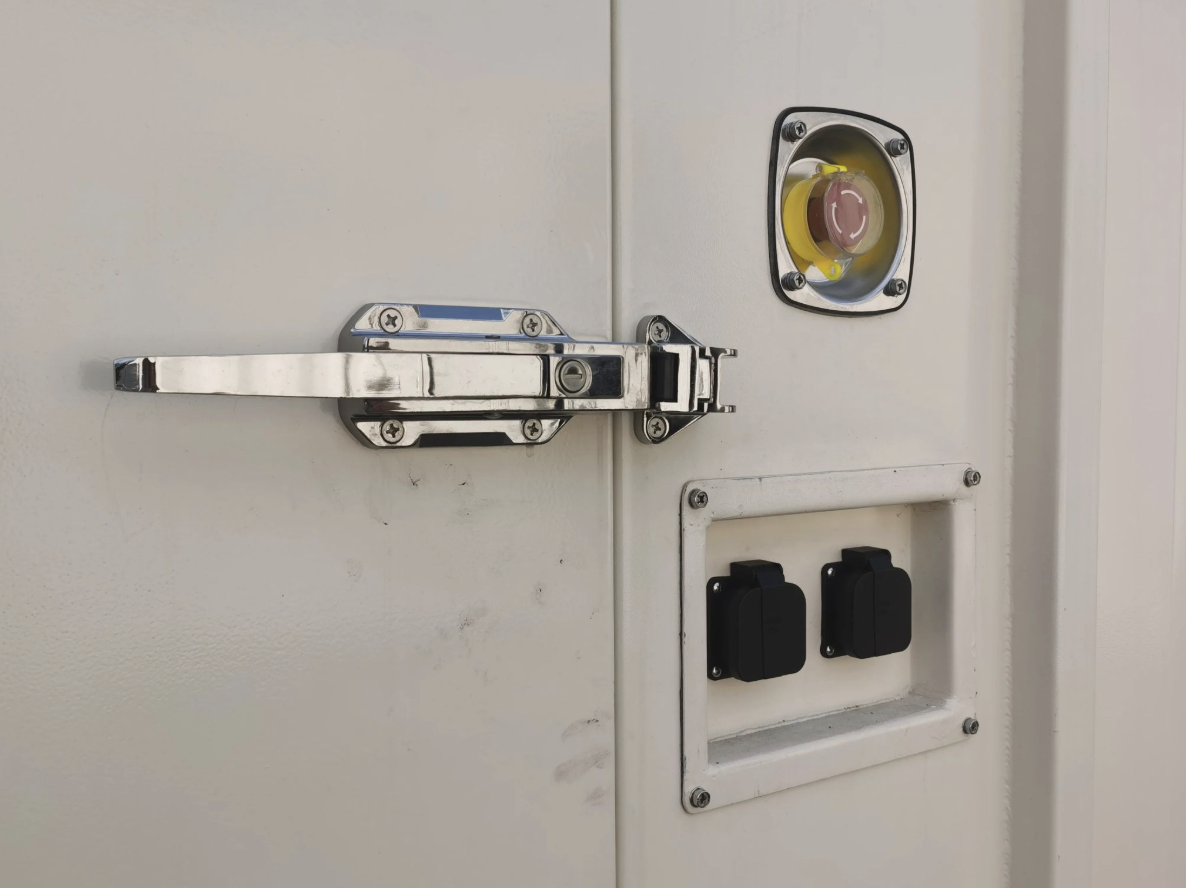 PMG 1-50MW Microgrid Hybrid Power Plant product details image 10 - microgrid system with solar PV, battery storage, generator backup and EMS control