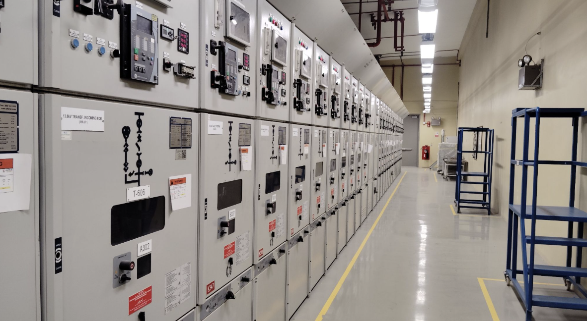 Customized power storage and EV charging solutions for industrial and commercial facilities